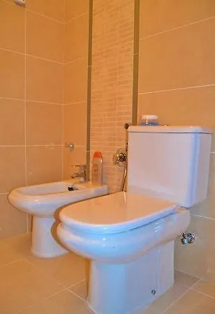 Apartment Spacious With 4 Bedrooms *