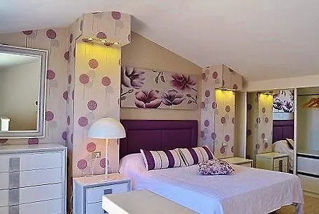 Spacious With 4 Bedrooms Apartment